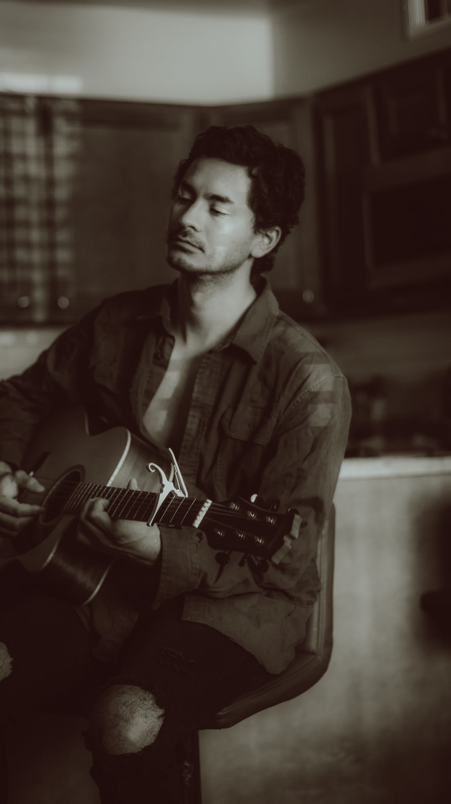 Music manager working with online music