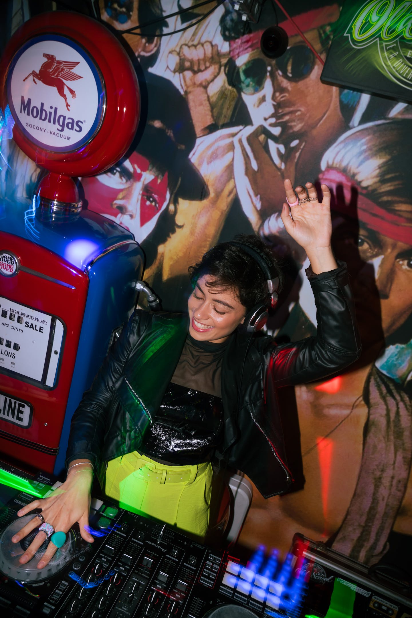 Artist uploading music to Spotify via SoundOn